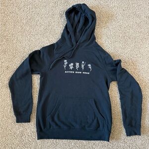 Active Ride Shop Floral Graphic Hoodie Black Pullover Women’s Small